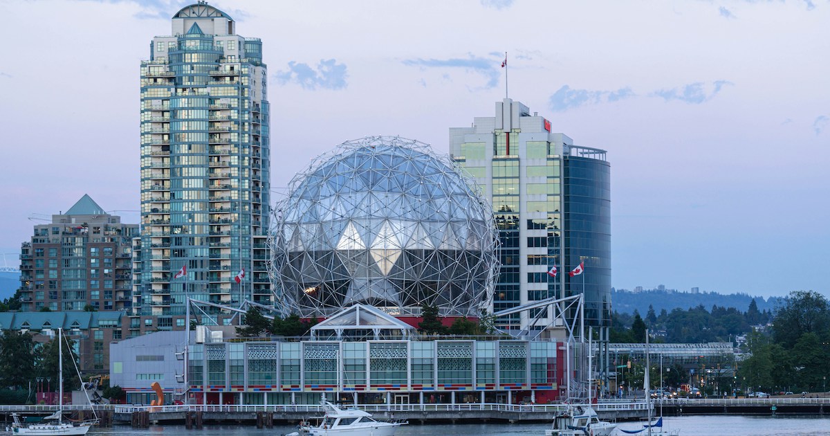 indoor-activities-in-vancouver-canada-blog-cirque-du-soleil